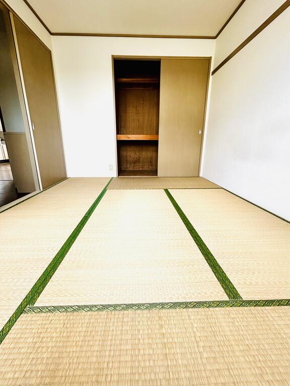 その他　和室6畳　収納付き