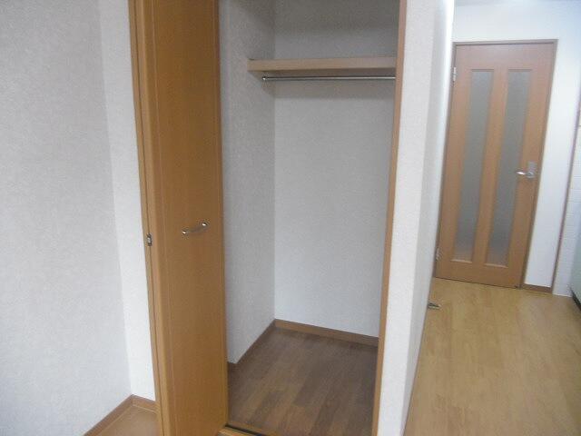 収納　?