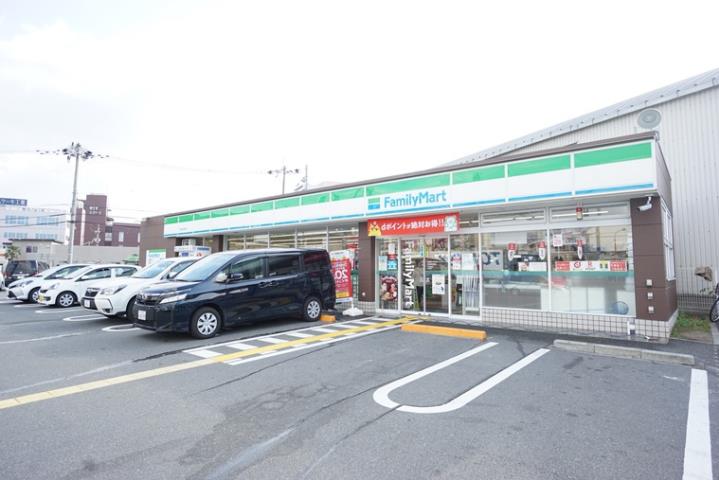 コンビニ　ファミリーマート茨木西河原店（コンビニ）まで198m