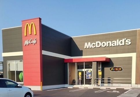 飲食店　マクドナルド東海加木屋店（飲食店）まで750m