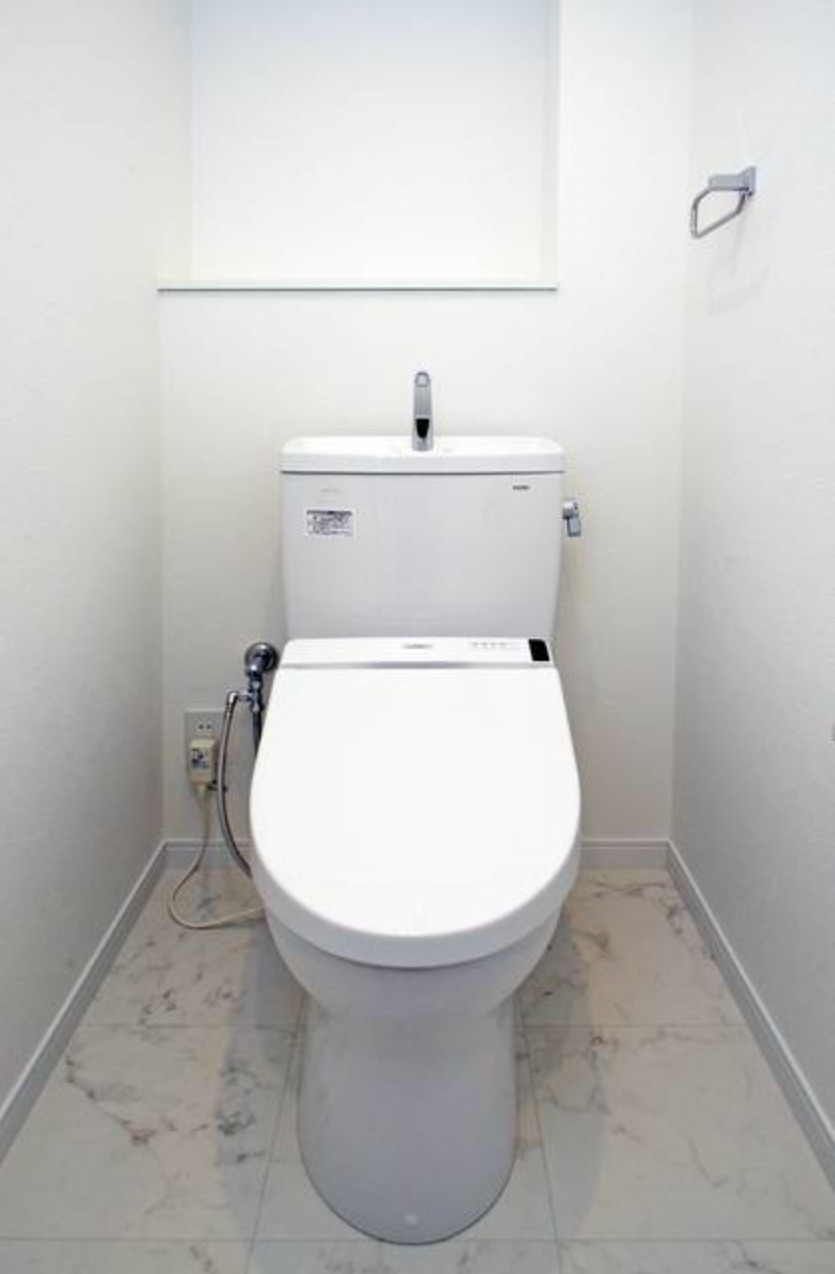 トイレ　コンパクトで使いやすいトイレです