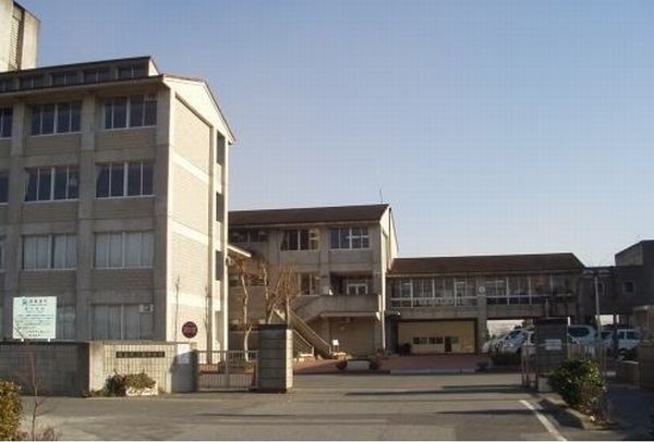 中学校　東金東中学校（中学校）まで4200m