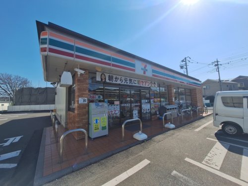 コンビニ　セブンイレブン浦和元町2丁目店（コンビニ）まで393m