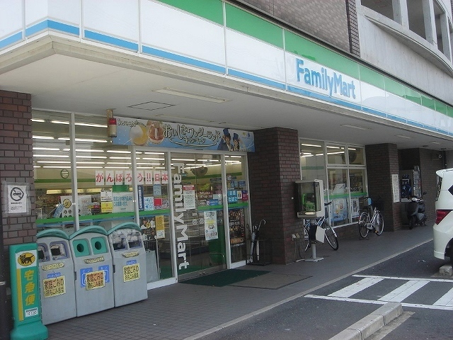 コンビニ　ファミリーマート石田店（コンビニ）まで140m