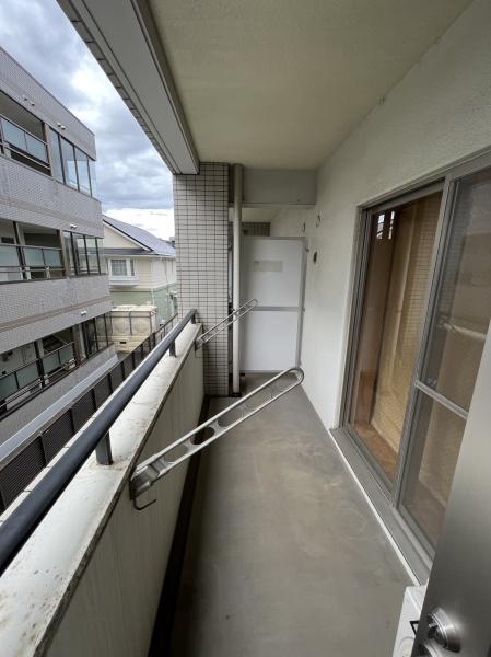 バルコニー　日当たりいいです！