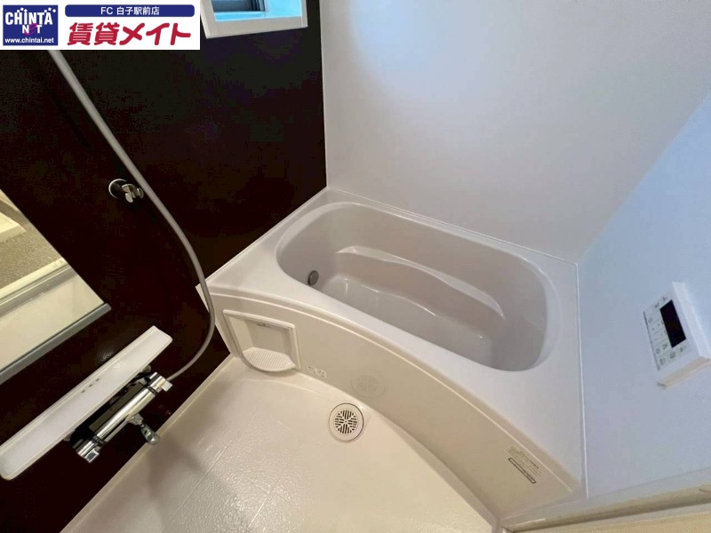 バス・シャワールーム　同型参考写真