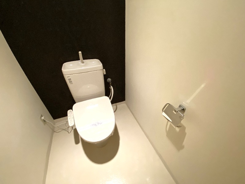 トイレ　温水暖房便座です！