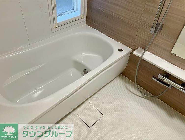 バス・シャワールーム　バス