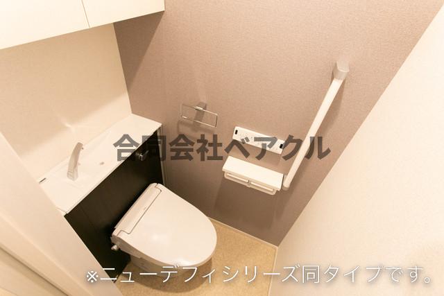 トイレ　トイレもきれいです