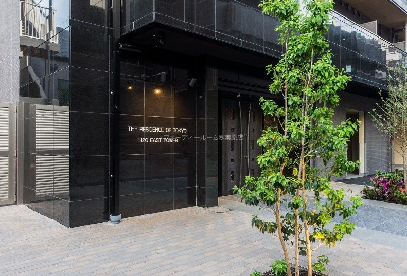 エントランス　★《見学予約受付中》当店では契約金がクレジット決済可能です★