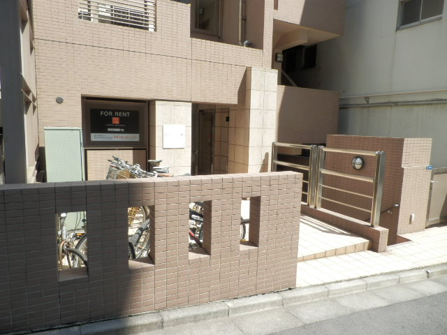 エントランス　エントランス