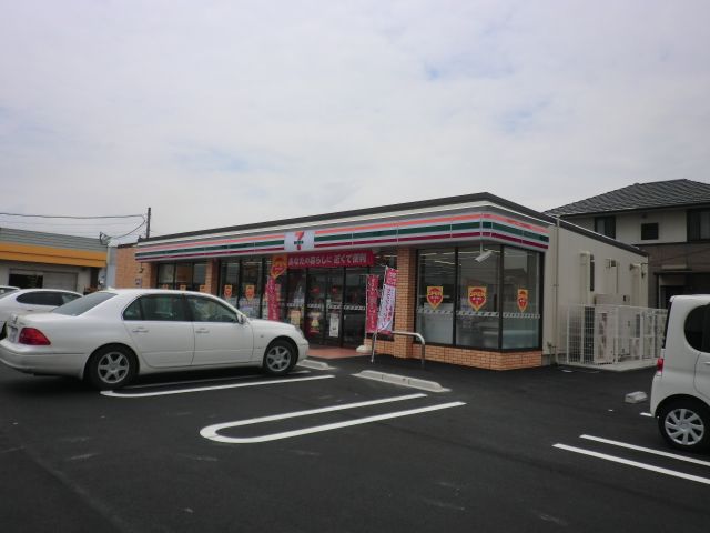 コンビニ　セブンイレブン（コンビニ）まで1700m