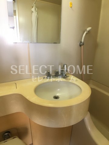 洗面設備　同型タイプ