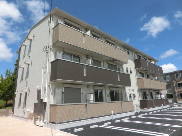 建物外観　2019年7月築です。