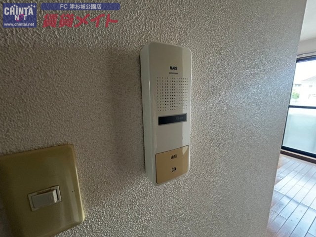 セキュリティ　同型参考写真