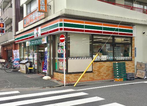 コンビニ　セブンイレブン 北区豊島1丁目店（コンビニ）まで370m