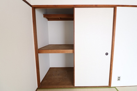 収納　※別部屋の写真です