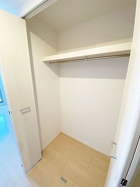 収納　（別タイプ参考写真）ラティエラ王子飛鳥山　北区滝野川1