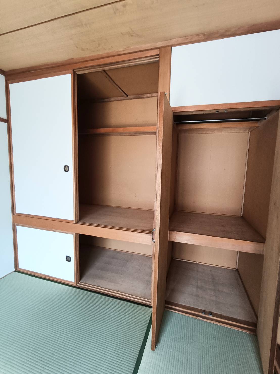 百合が原8丁目戸建の内装写真