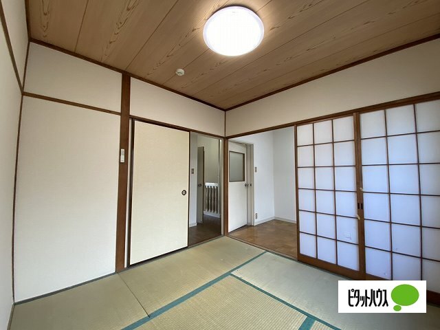 その他　別室写真参照