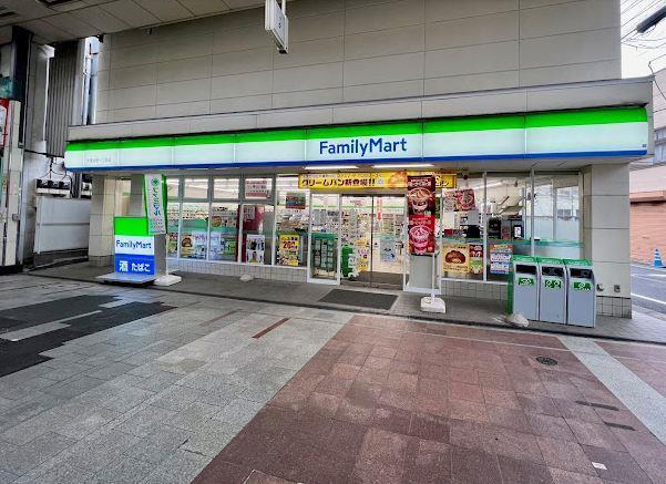 コンビニ　ファミリーマート 十条仲原一丁目店（コンビニ）まで241m