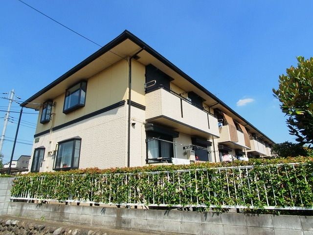 建物外観　☆買物便利な立地です☆