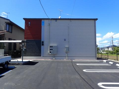 建物外観　外観写真（昼）