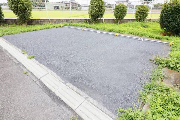 駐車場　駐車場完備です