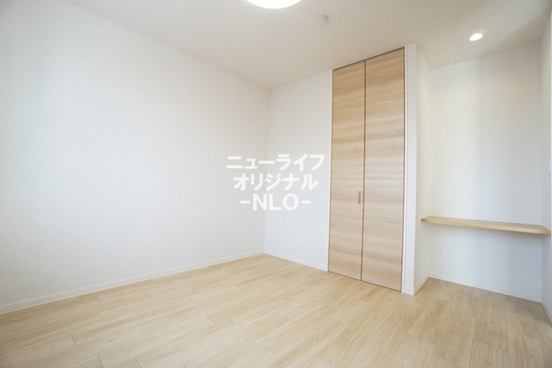 その他　6.1帖洋室　ワークカウンターがあります☆