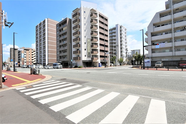 建物外観　おしゃれなデザイナーズ物件です