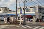 コンビニ　ローソン鹿骨五丁目店（コンビニ）まで295m