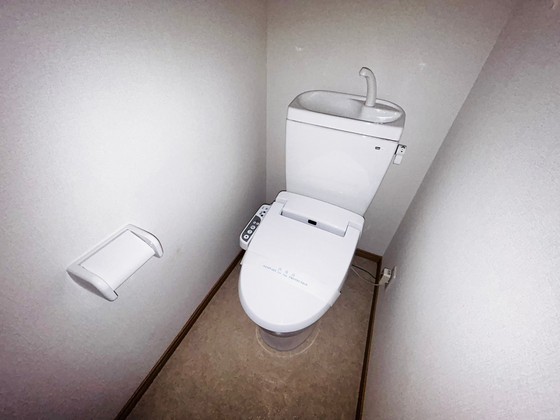 トイレ　※別部屋の写真です
