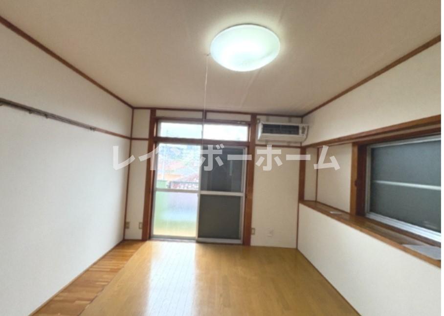 居室・リビング　※別部屋参考写真