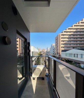 バルコニー　写真は同タイプ住居です。