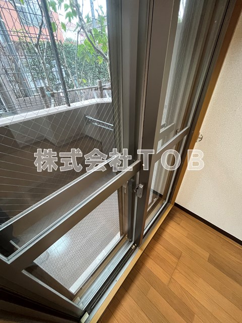 その他設備　二重サッシ※クリーニング前※