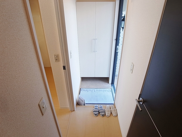 玄関　シューズＢＯＸ完備の玄関