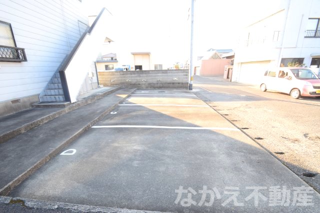 駐車場　駐車場です