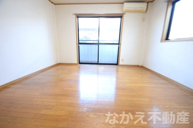 その他部屋・スペース　使い勝手のいい寝室です