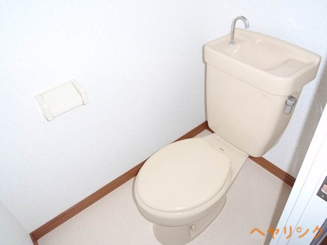 トイレ　トイレ