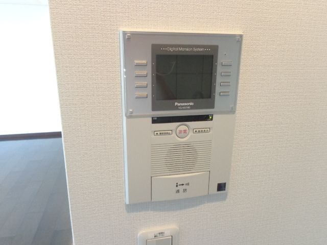 セキュリティ　モニター付きインターホン