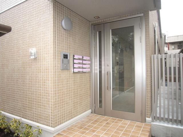 エントランス　★お問い合わせはタウンハウジングまで★