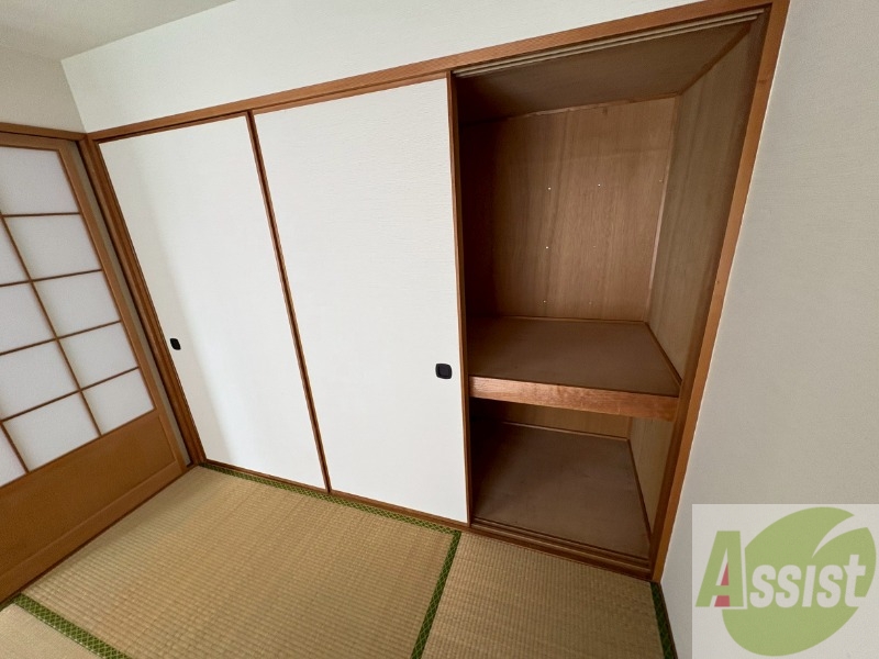 収納　収納もバッチリあるのでお部屋が片付きますよ！