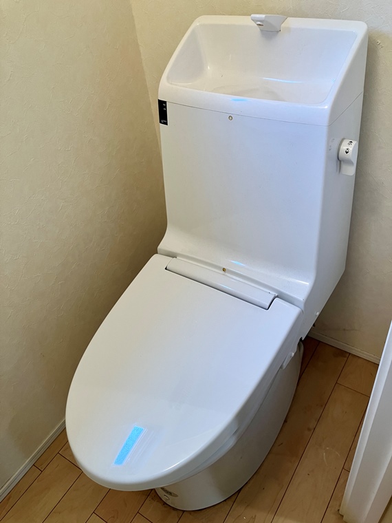 トイレ　コンパクトで使いやすいトイレです