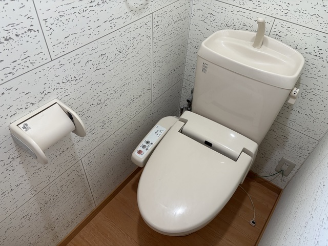トイレ　※写真別部屋