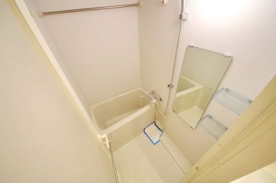 バス・シャワールーム　別部屋参考画像