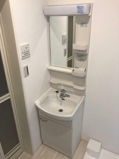 洗面設備　独立洗面台