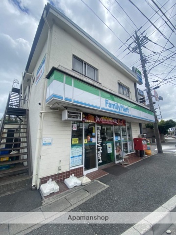 コンビニ　ファミリーマートアイダ八潮店（コンビニ）まで706m