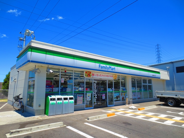 コンビニ　ファミリーマート 泉佐野樫井川北店（コンビニ）まで1403m