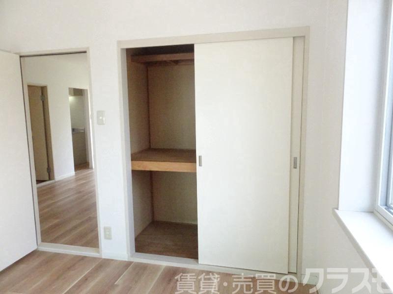 収納　洋室収納
