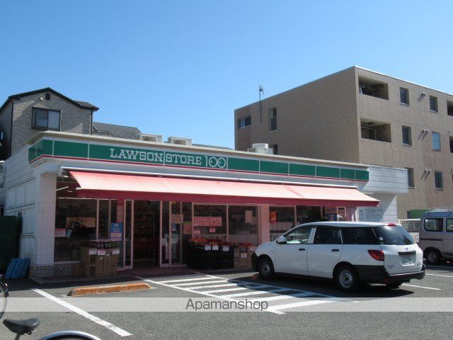 コンビニ　ローソンストア１００（コンビニ）まで2096m